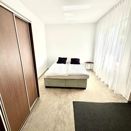 & Przy Plazy Guest house